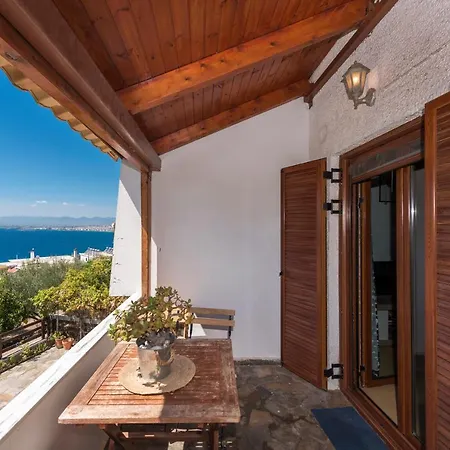 Seaside Heaven - Sunset Views Close To The Beach Kalamata