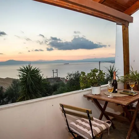 Seaside Heaven - Sunset Views Close To The Beach Kalamata